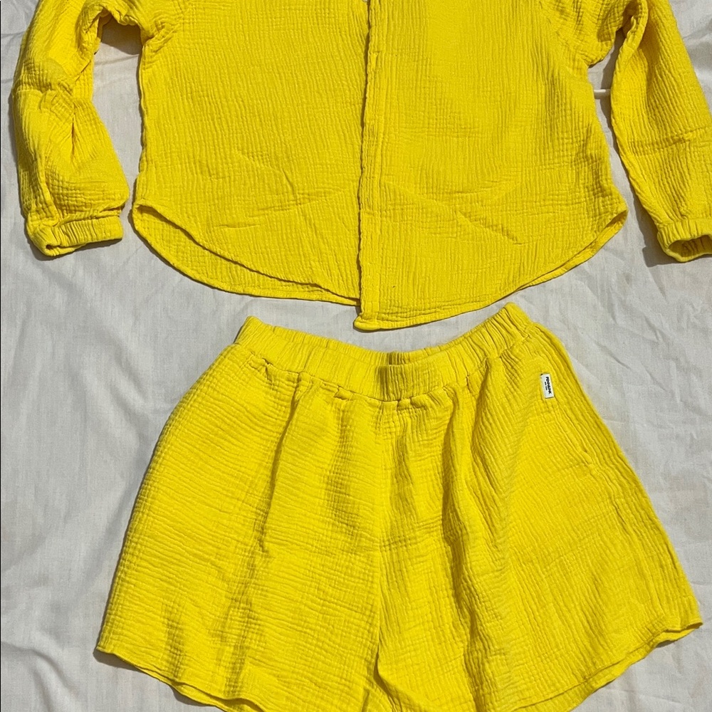 Sunny Yellow Women's Casual Set - Picture 14 of 15